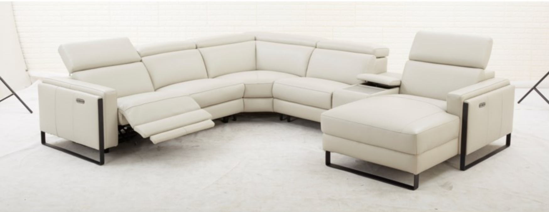 AVA RECLINING SECTIONAL SET Image