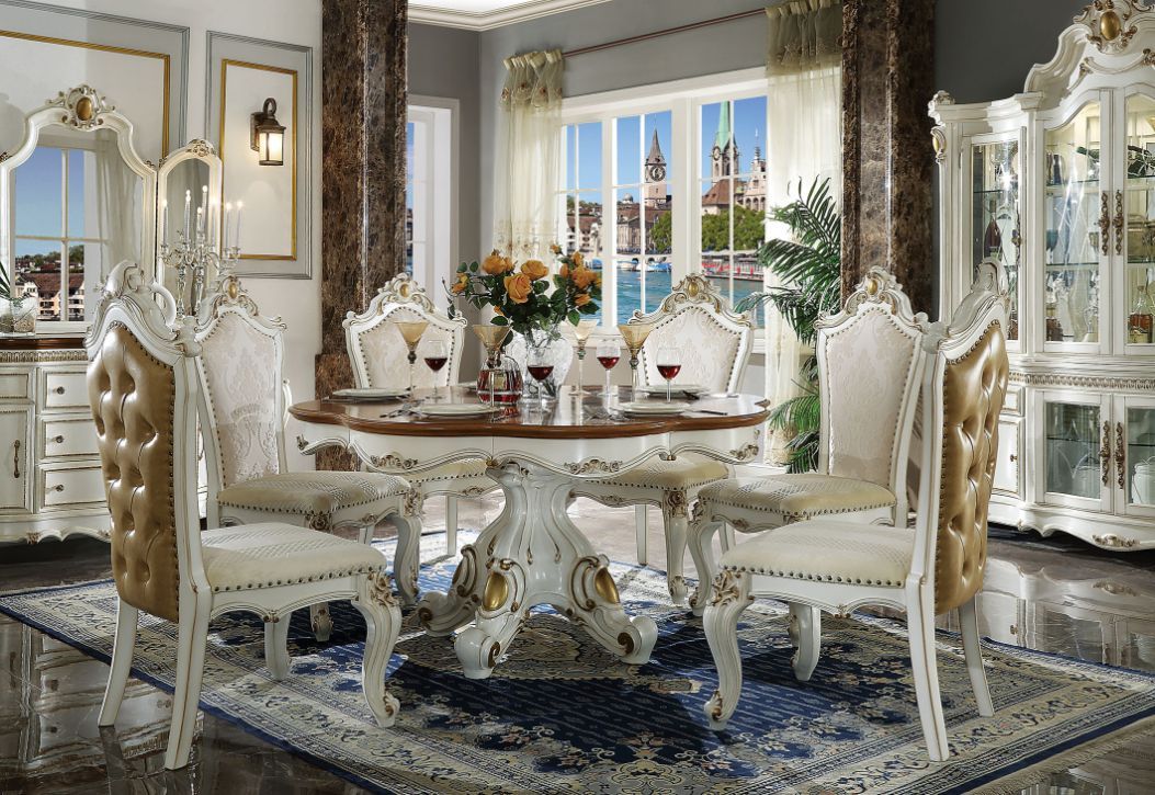 Picardy Rond Dining Table