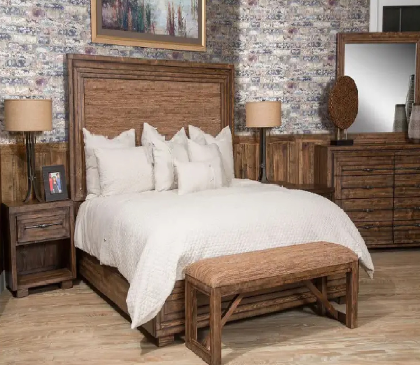 * CARROLLTON RUSTIC RANCH // BEDROOM