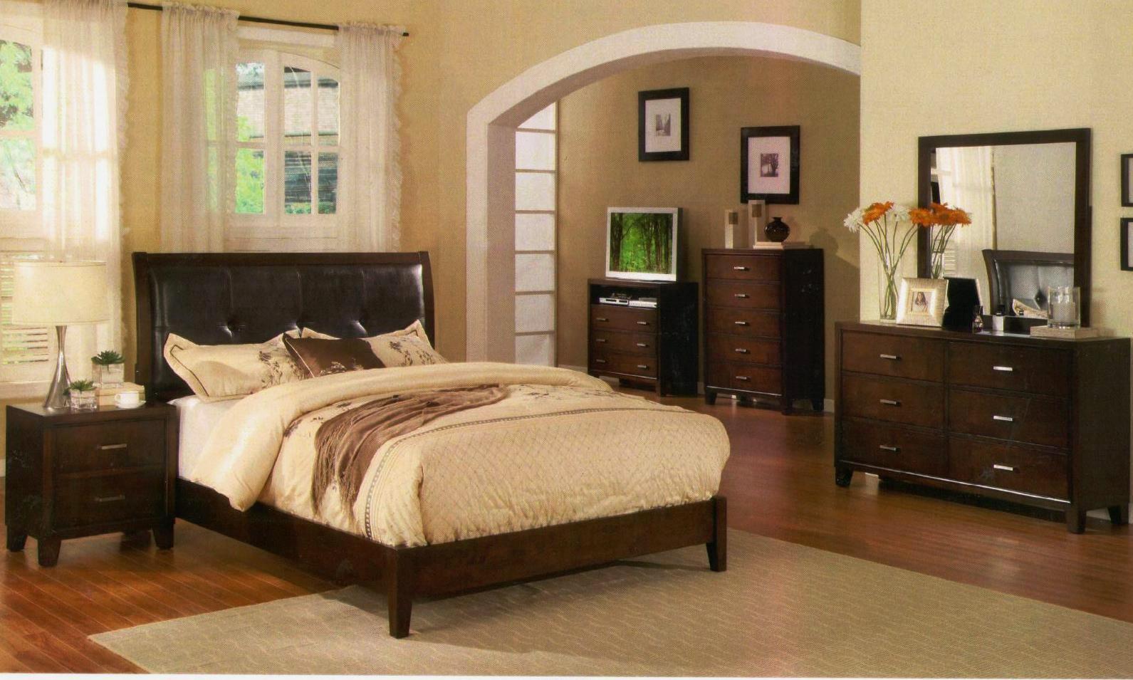 8068 Bedroom Image