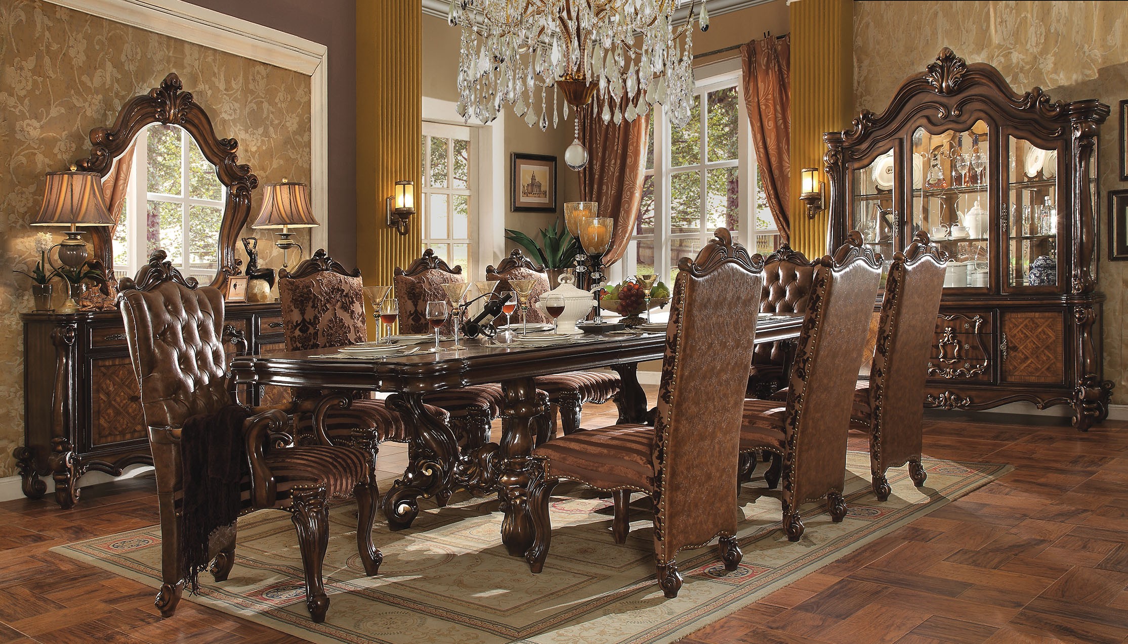 NELLA VERSAILLES DINING TABLE