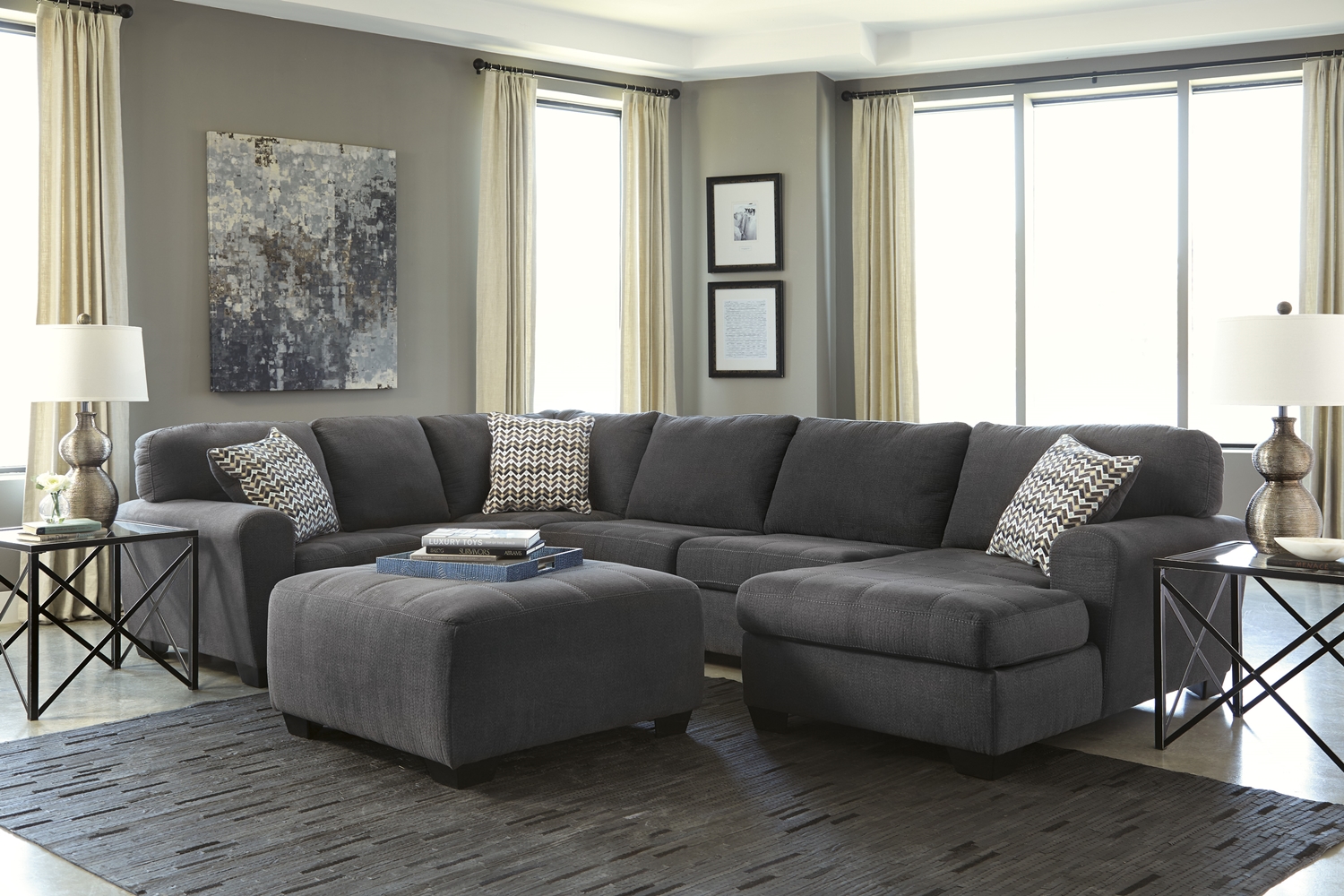 28600 SECTIONAL