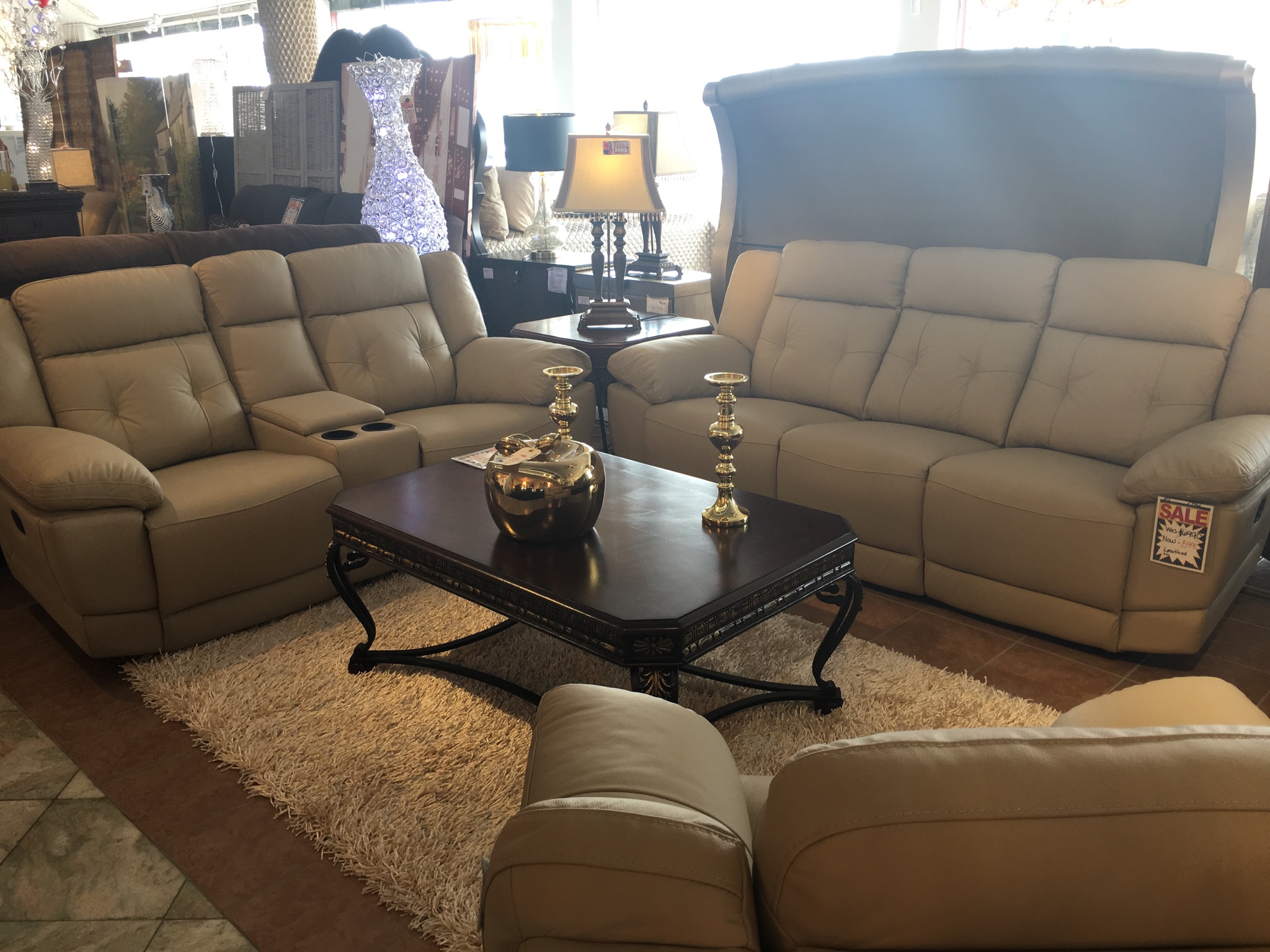 F9962 LIVING ROOM Image