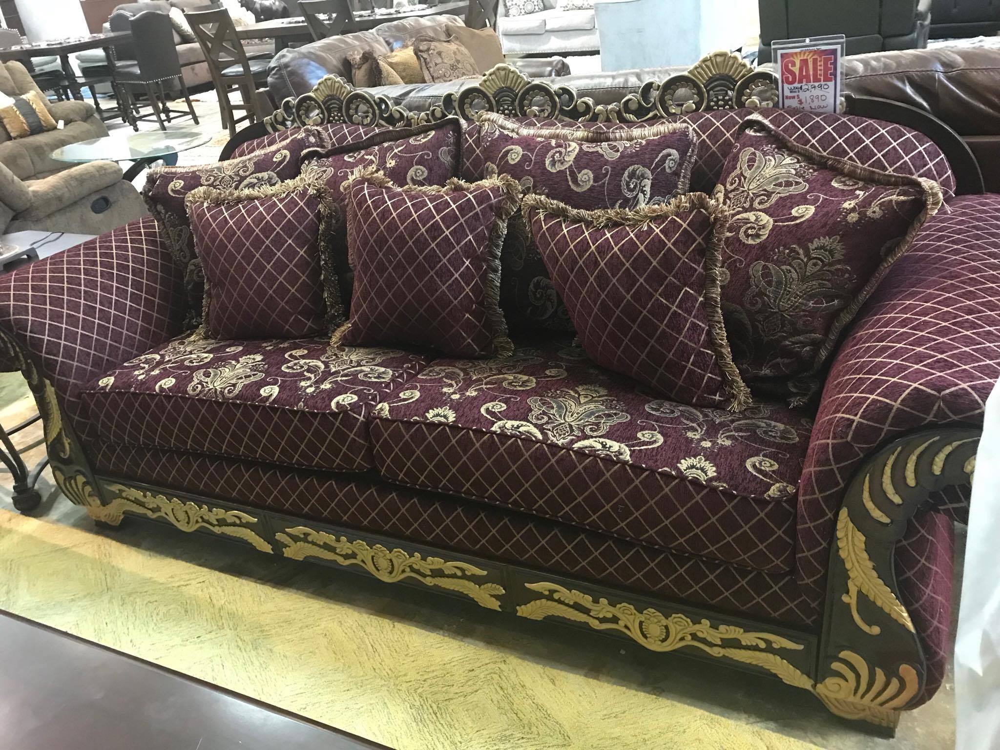 PLUSH PLUM LIVING ROOM SET Image