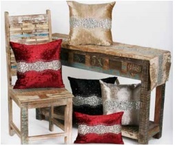 AI-PL1 SILVER PILLOW COVER