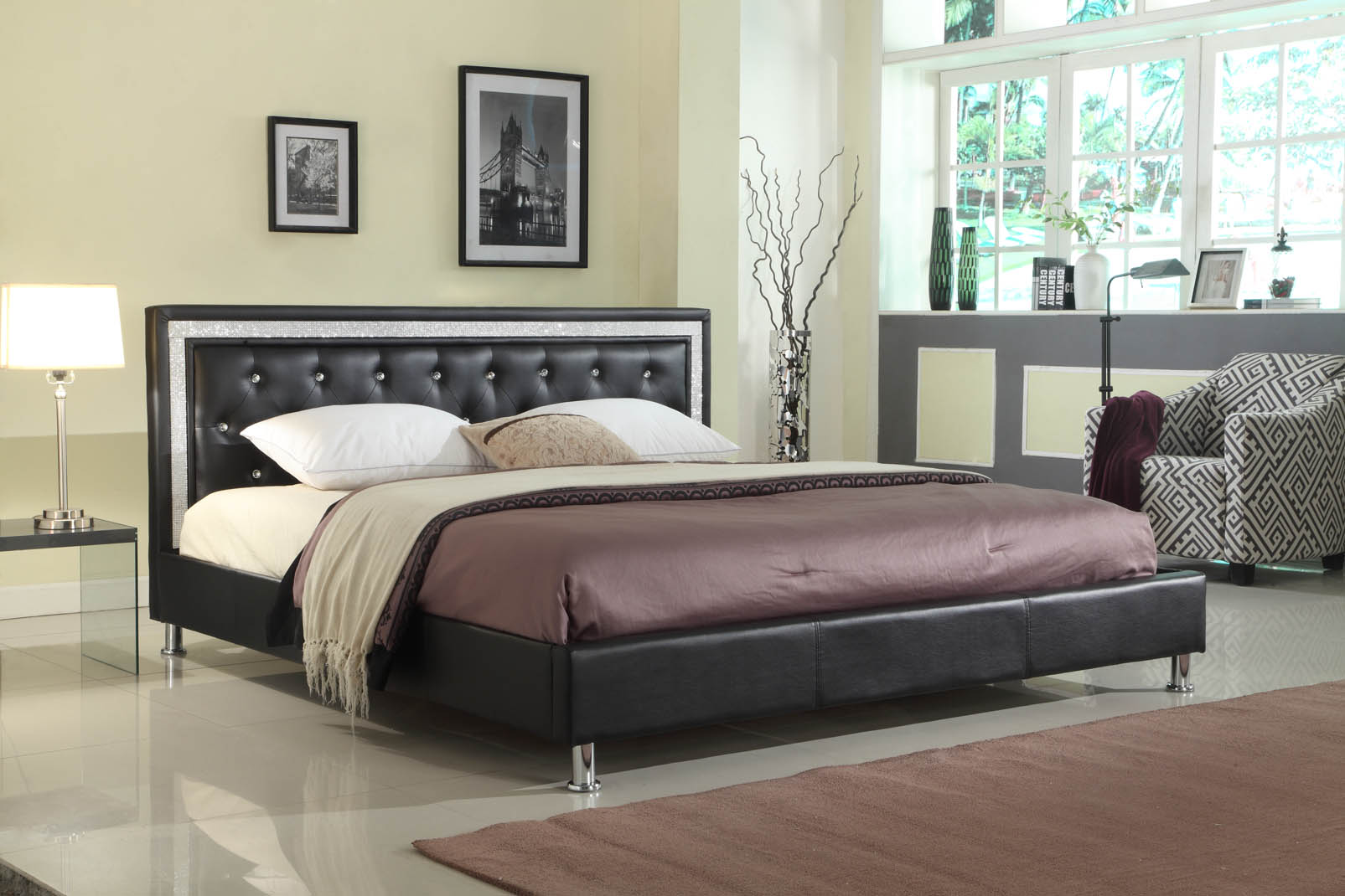 9100 Bedroom Set Image